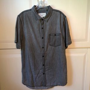 Men’s Short Sleeve Button Down